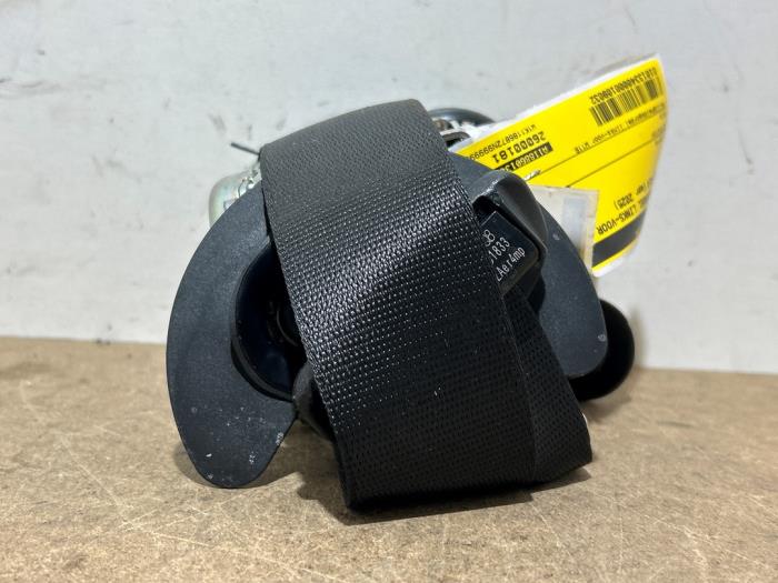 Front seatbelt, left Mercedes CLA