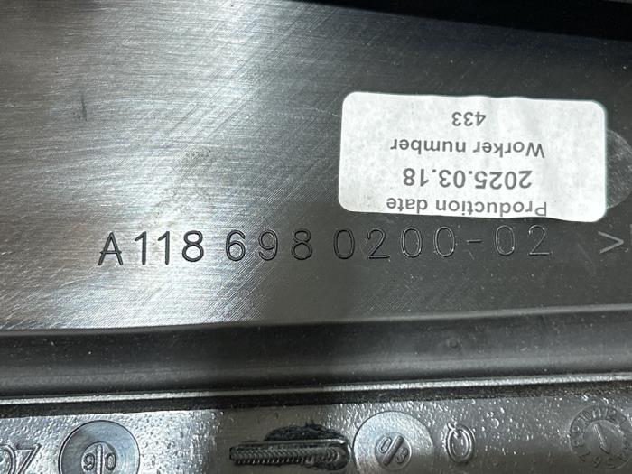 Embellecedor B exterior Mercedes CLA