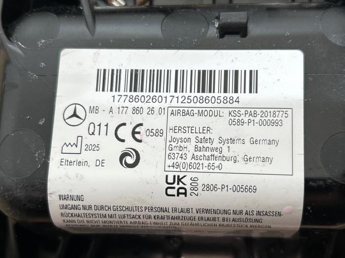 Airbag droite (tableau de bord) Mercedes CLA