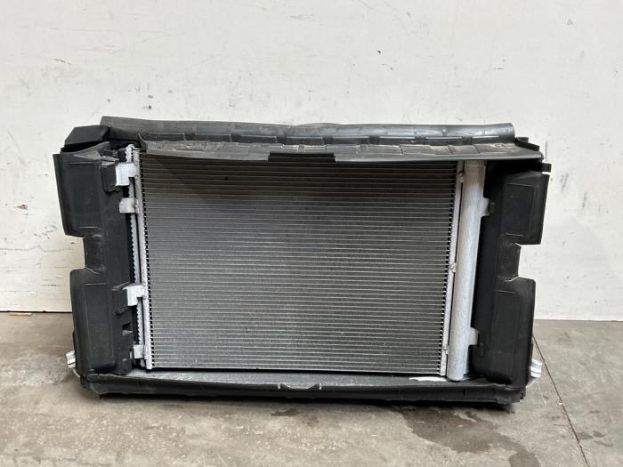 Juego de refrigerador Mercedes CLA