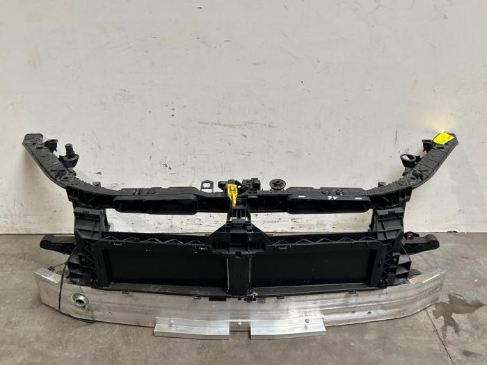 Panneau avant Mercedes EQA