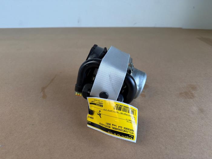 Rear seatbelt, right Mercedes CLA