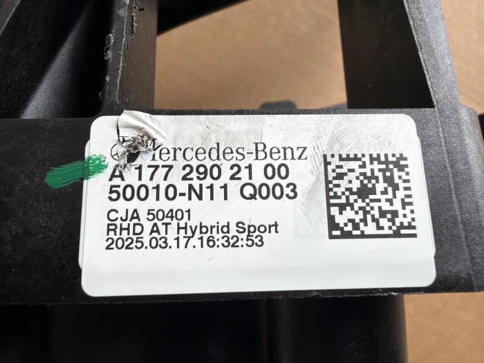 Pédale de frein Mercedes EQB