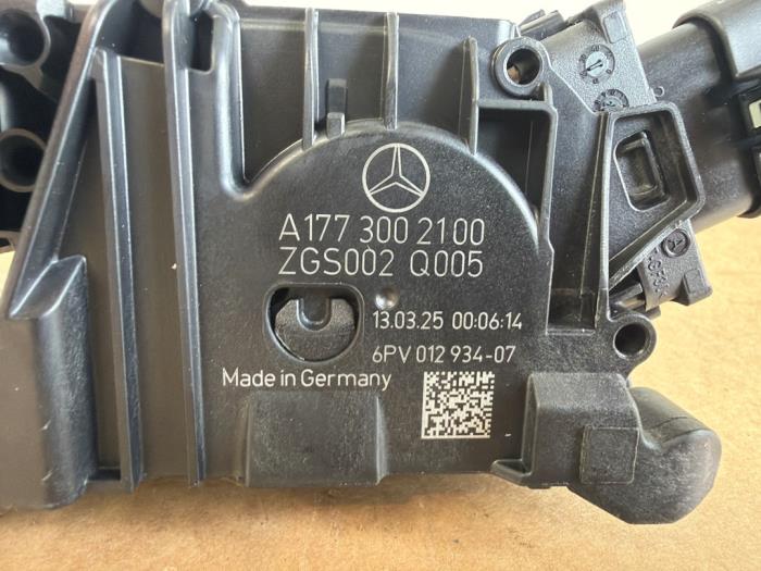 Acelerador Mercedes EQB