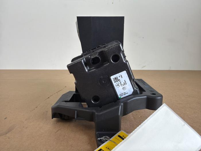 Radio versterker Mercedes EQB