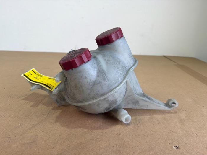 Expansion vessel Mercedes EQB