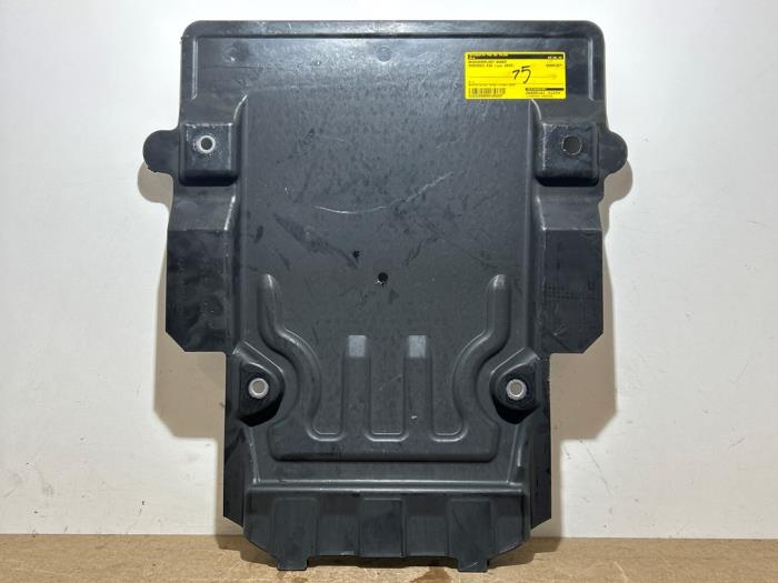Plaque de protection sol Mercedes EQB