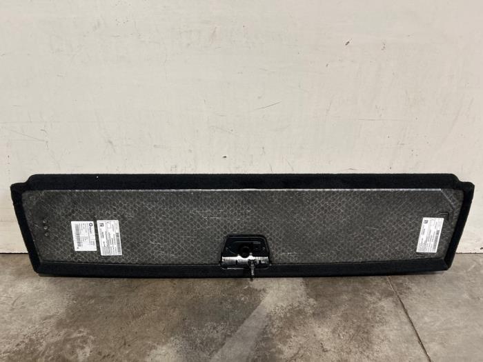 Parcel shelf Mercedes EQB