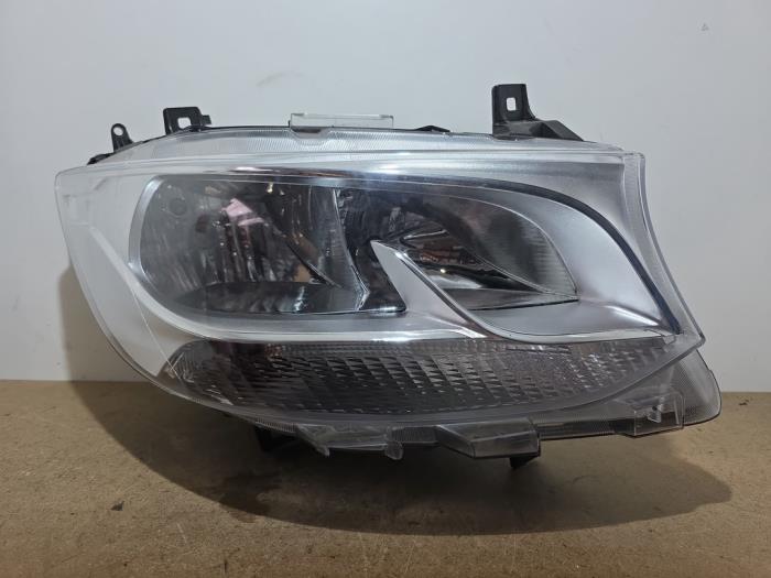 Headlight, right Mercedes Sprinter