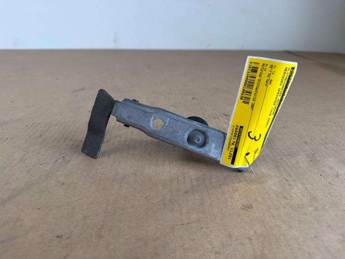 Bonnet lock mechanism Mercedes Sprinter