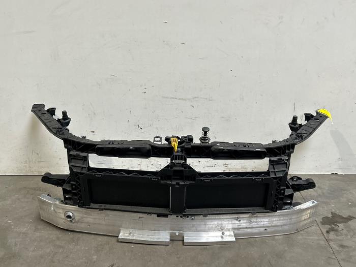 Front panel Mercedes EQB