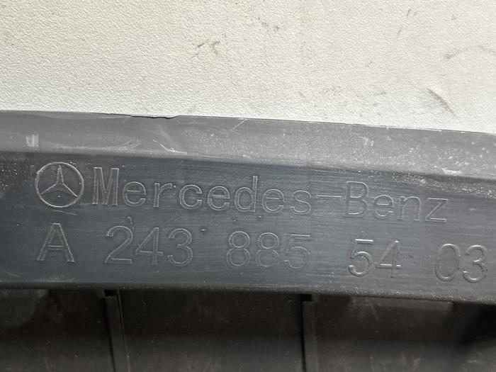 Beschermplaat bodem Mercedes EQB