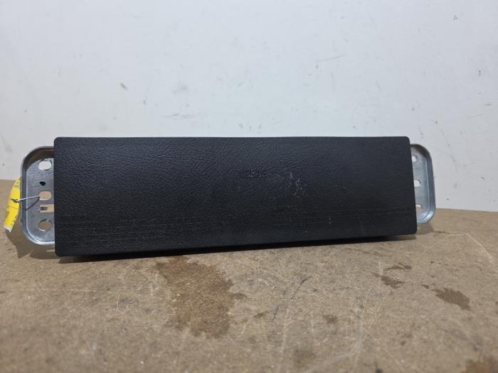 Knie airbag Mercedes GLA