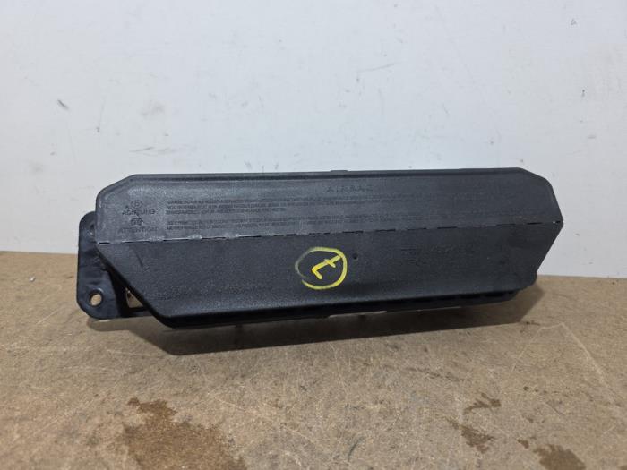 Knie airbag Mercedes CLE-Klasse