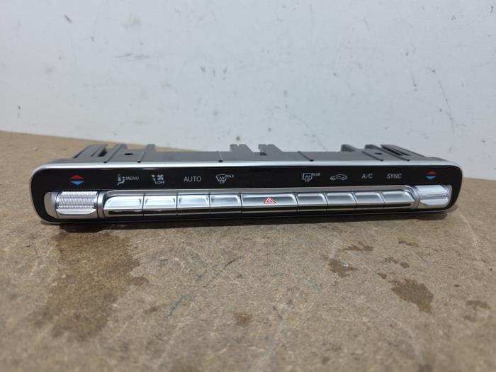 Panel sterowania nagrzewnicy Mercedes CLA