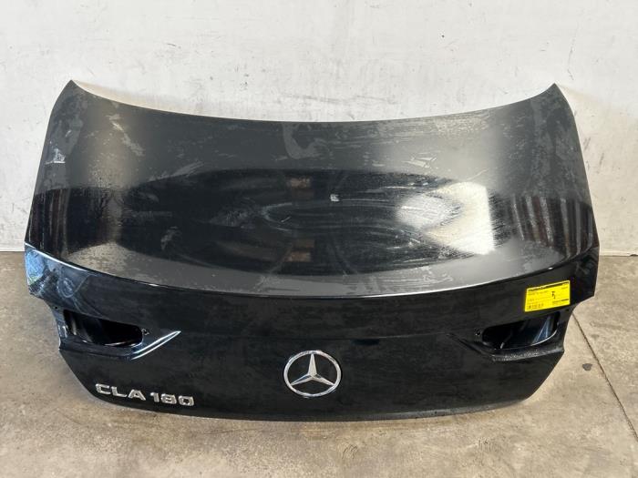 Tailgate Mercedes CLA