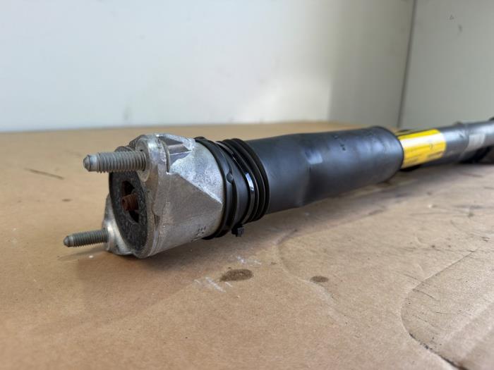 Shock absorber kit Mercedes CLA