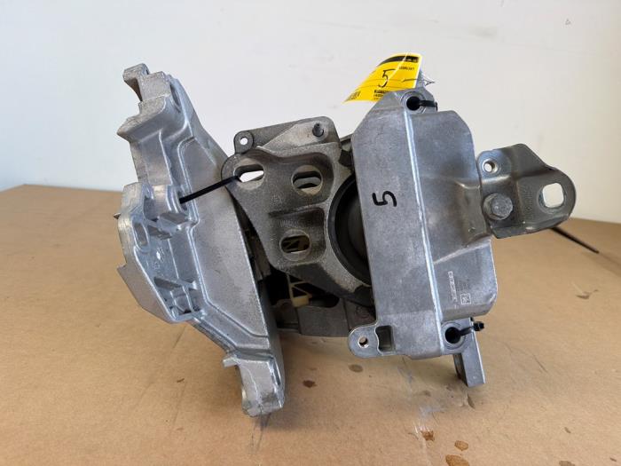 Soporte de motor Mercedes CLA