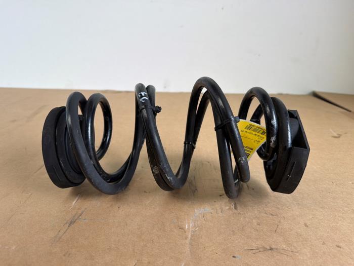 Schraubenfeder hinten Mercedes CLA