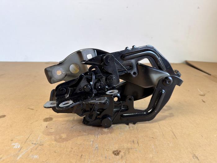 Bonnet Hinge Mercedes CLA