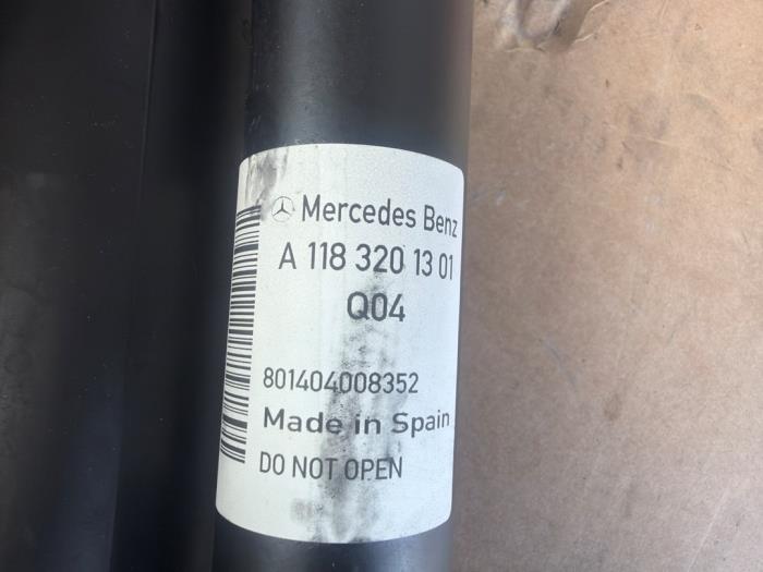 Schokdemper set Mercedes CLA