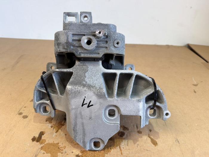 Support moteur Mercedes CLA