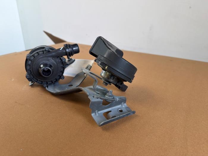 Wasserpumpe Mercedes CLA