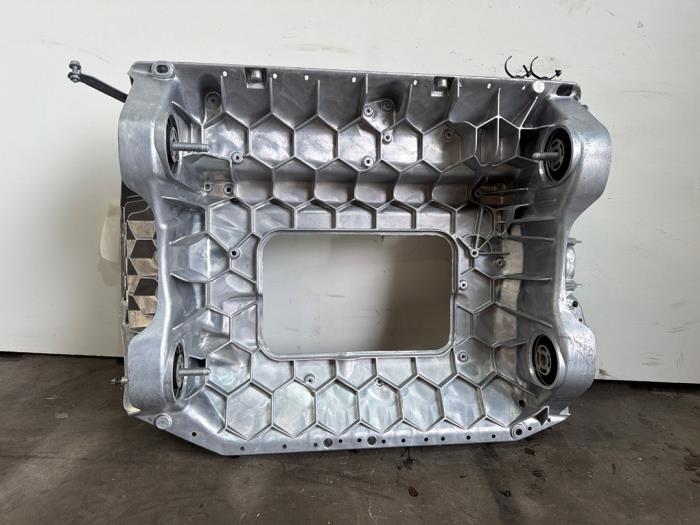Subframe Mercedes EQB