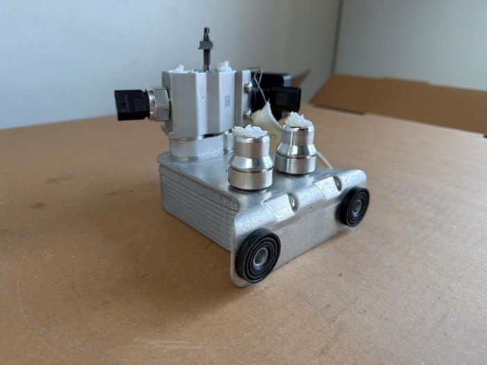 Aircoverdamper Mercedes EQB