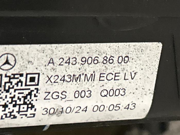Viga de luz trasera, izquierda y derecha Mercedes EQB