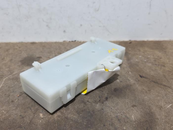Module passage hayon Mercedes CLA