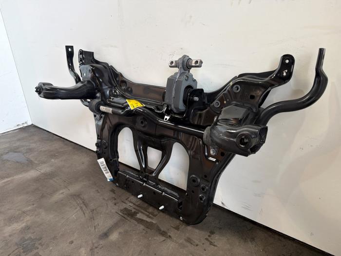 Subframe Mercedes EQB