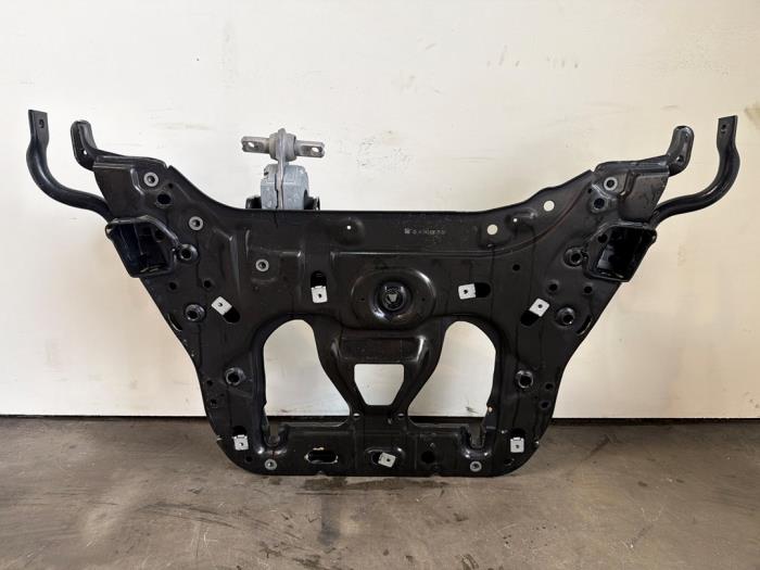 Subframe Mercedes EQB