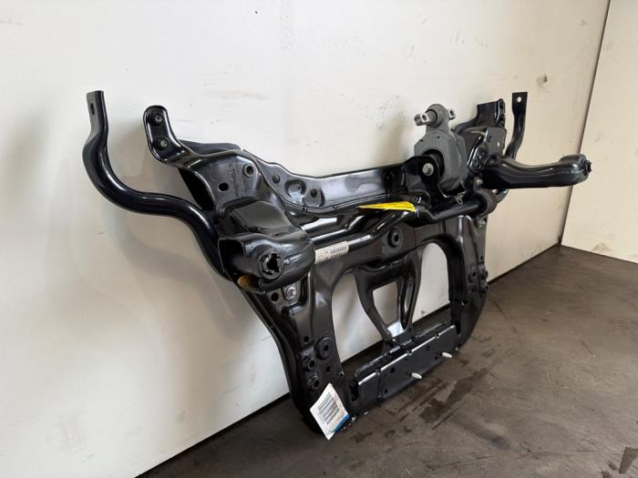 Subframe Mercedes EQB