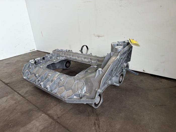 Subchasis Mercedes EQB