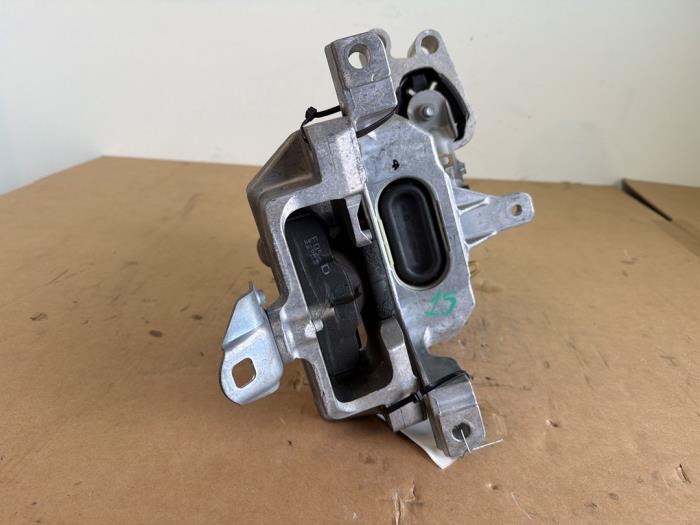 Soporte de motor Mercedes EQB