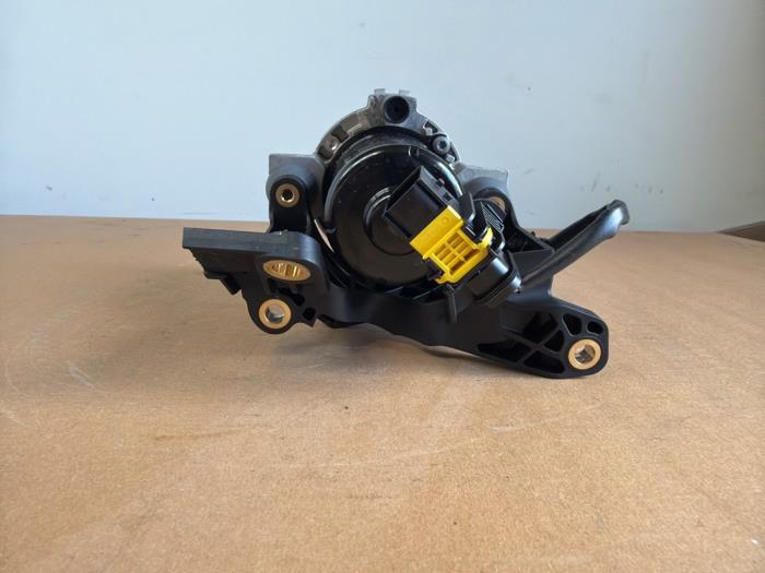 Varios Mercedes EQB