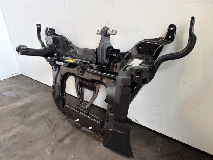 Subframe Mercedes GLA