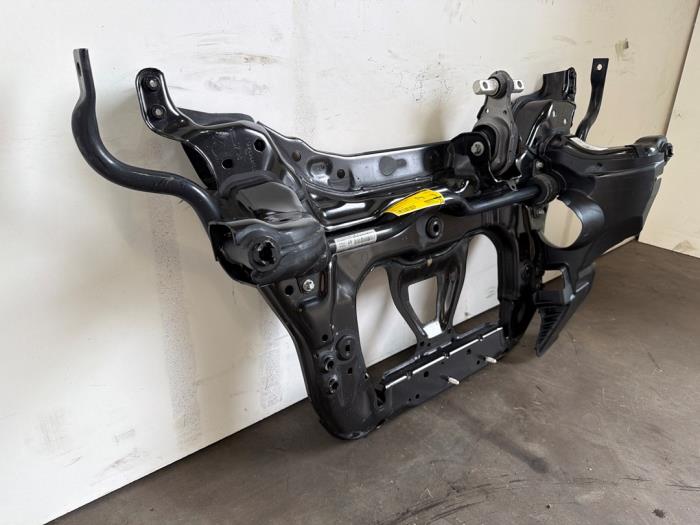Subframe Mercedes GLA