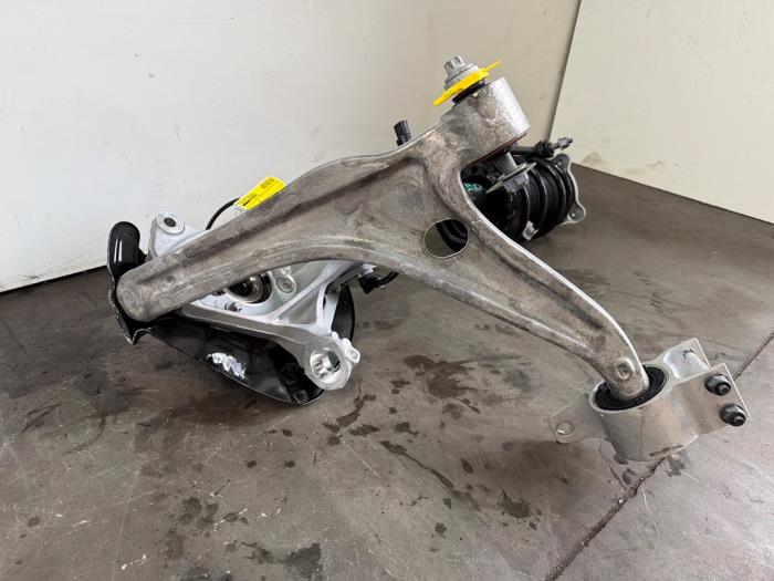 Mangueta de dirección derecha delante Mercedes GLA