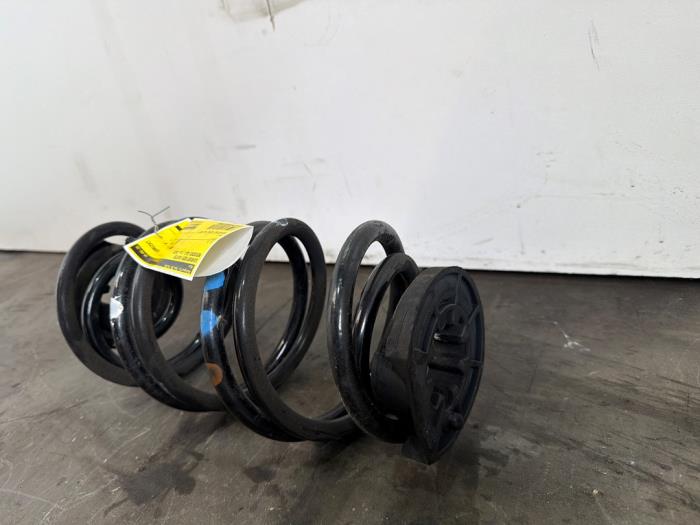 Rear coil spring Mercedes GLA