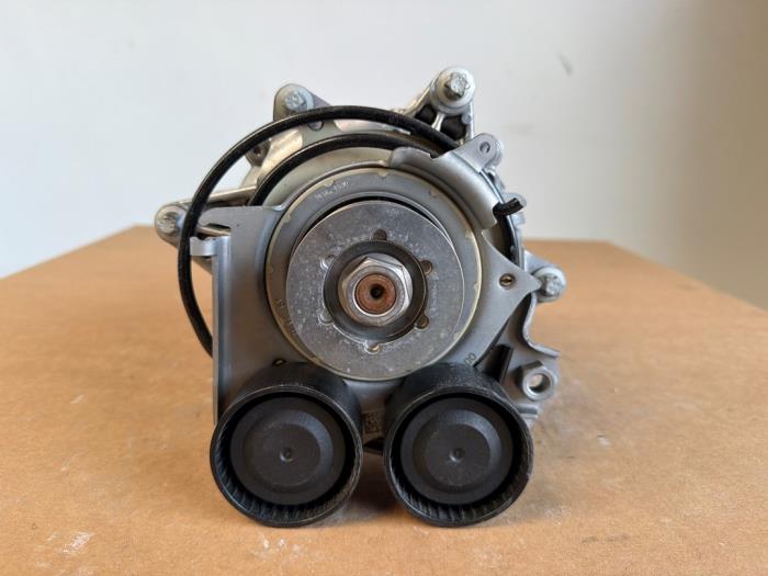 Dynamo Mercedes GLA