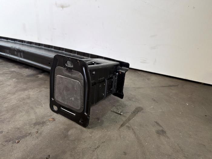 Chassisbalk achter Mercedes EQB