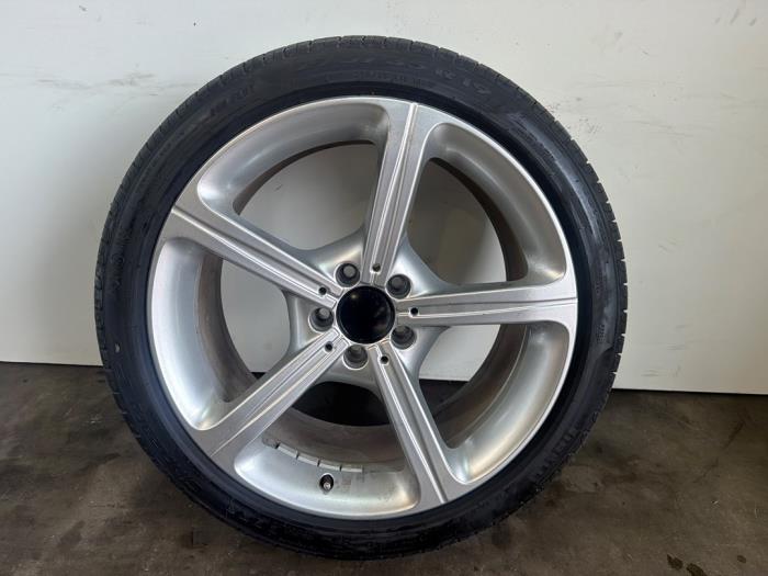 Zestaw felg sportowych + opony Mercedes CLS-Klasse