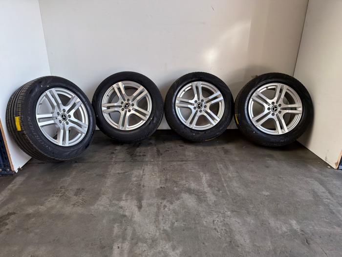 Jeu de jantes sport + pneus Mercedes GLB-Klasse