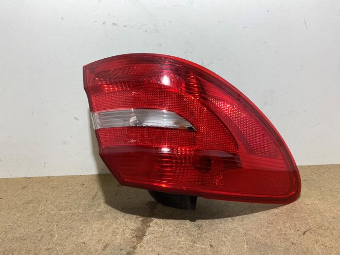Rücklicht links Mercedes B-Klasse