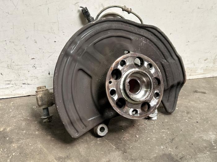 Achsschenkel links vorne Mercedes B-Klasse