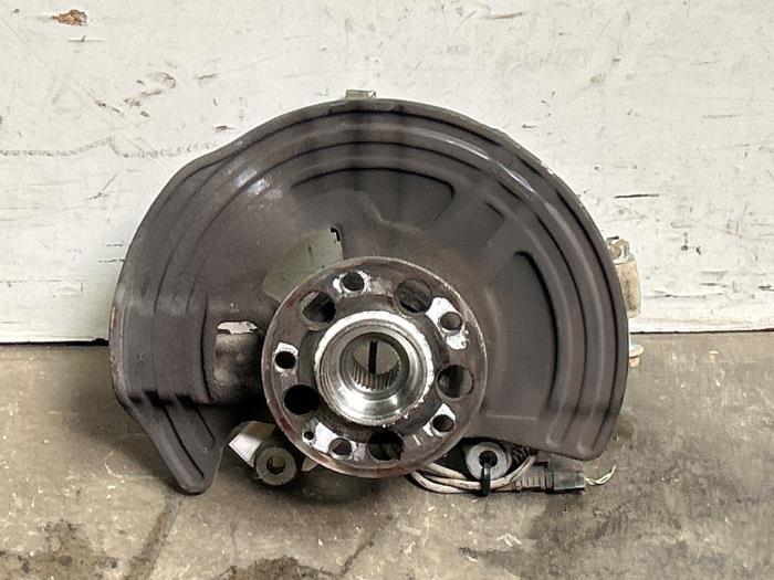 Knuckle, front right Mercedes B-Klasse