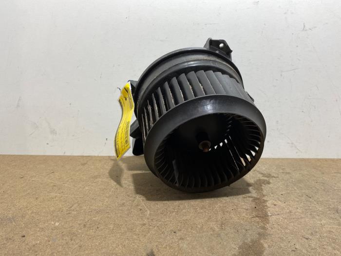 Moteur de ventilation chauffage Mercedes B-Klasse