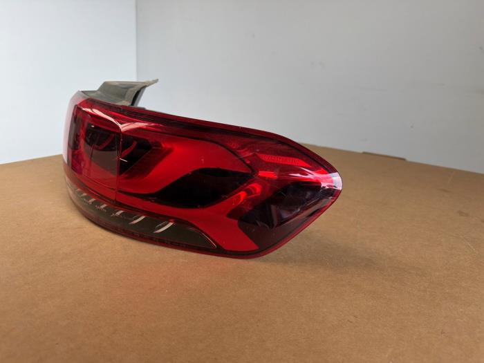 Luz trasera derecha Mercedes GLB-Klasse